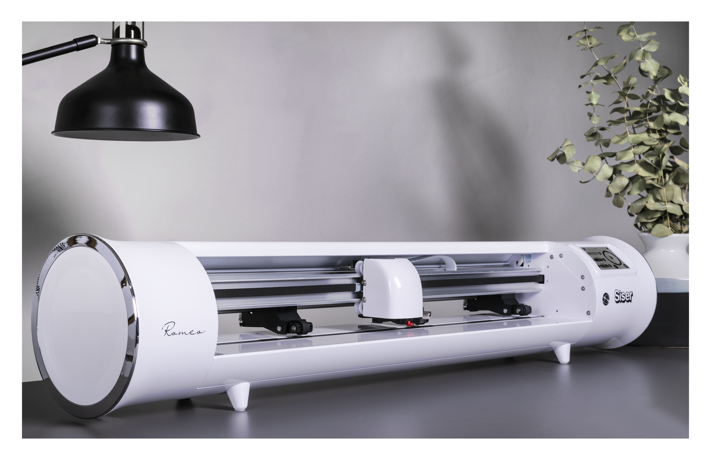Romeo 24" High Definition Cutting Machine by Siser